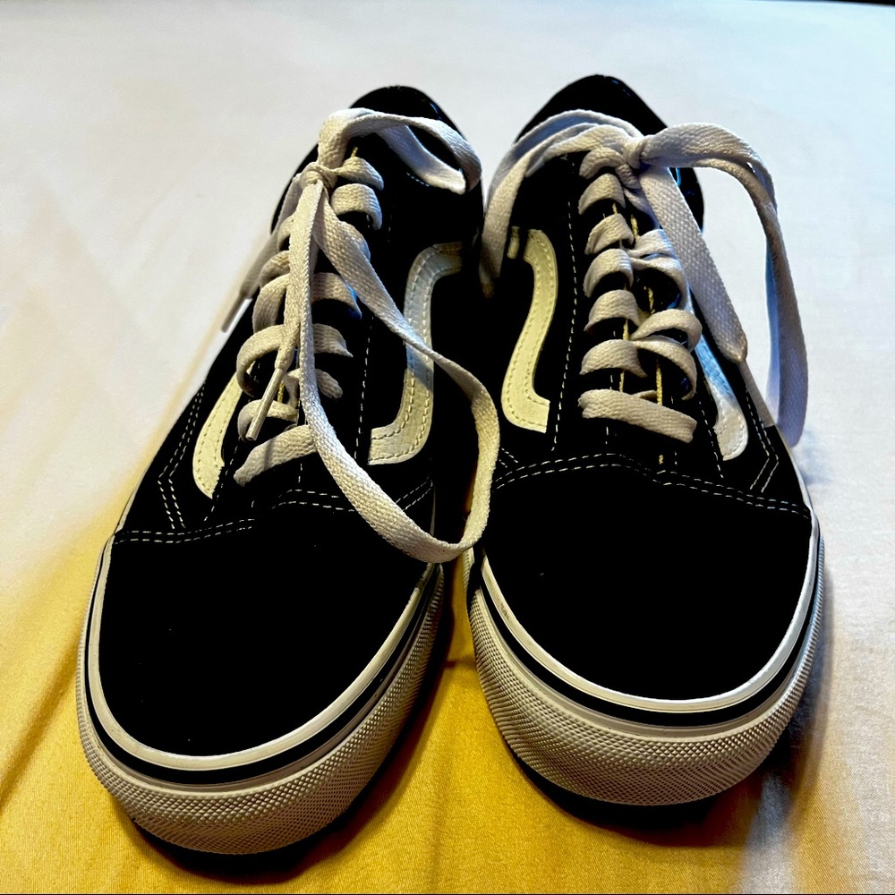 Brand new vans black old school